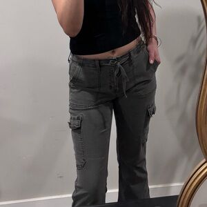 American Eagle Y2K Cargo Flare Jeans 2 | Low Rise Stretch Dark Gray Streetwear